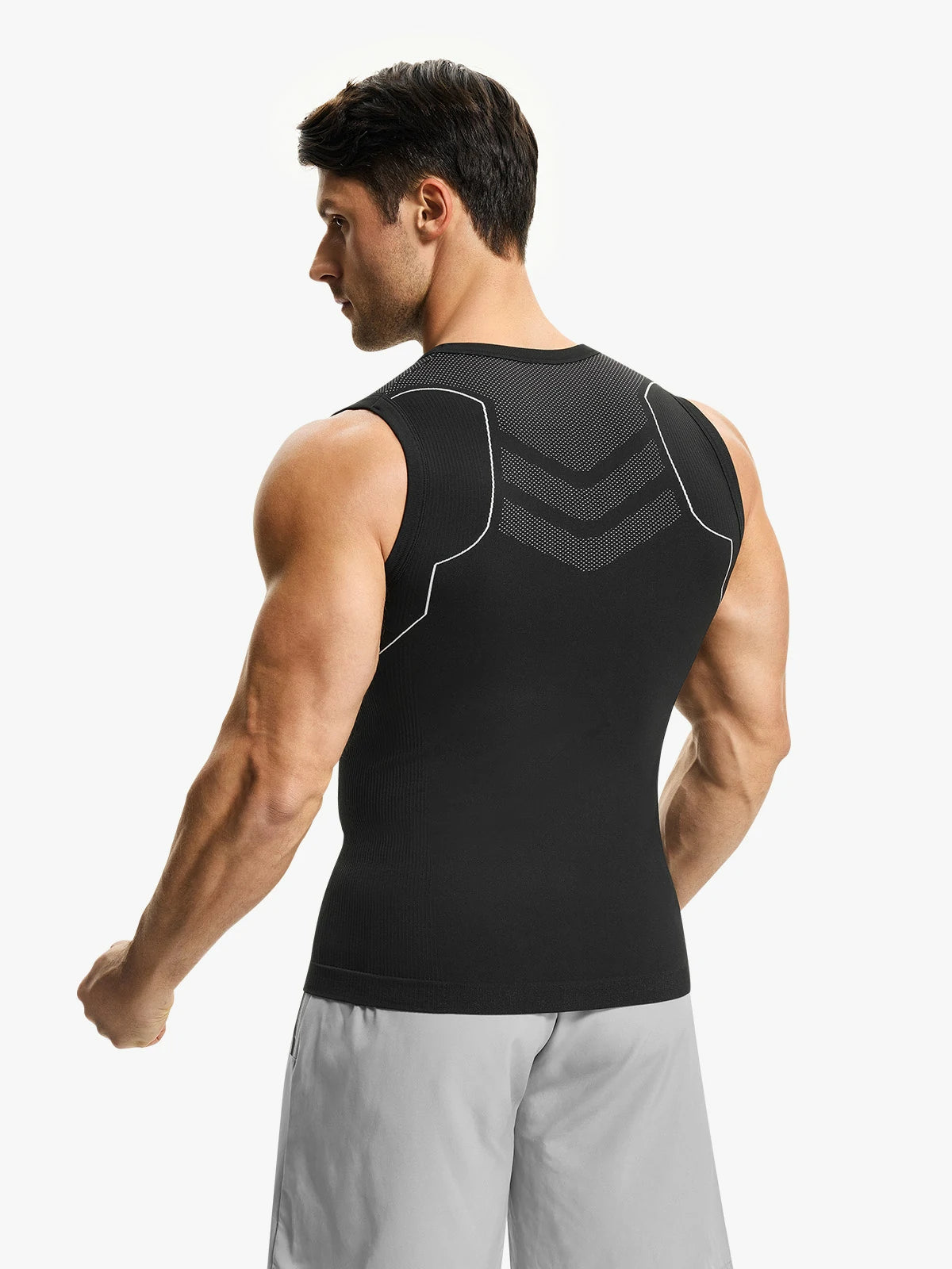 Seamless Quick-Dry Compression Tank Top for Men Secondary image
